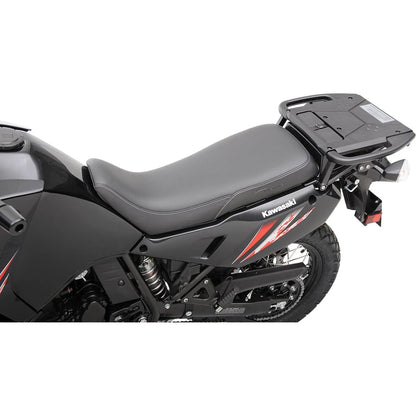 Kawasaki Camo / Tengai (87-18) Adventure Tour 2-up sæde – Saddlemen – ekstra produktvisning med fokus på form, polstring, syninger og finish – billede 2