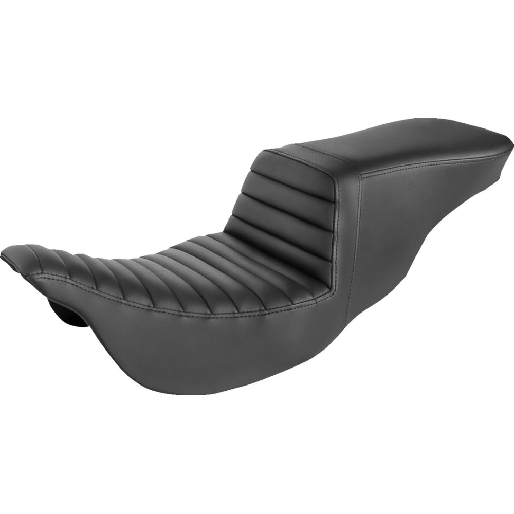 Harley-Davidson Touring (08-24) Step-Up 2-up sæde Front Tuck-n-Roll, 23,5 cm (9-1/4") – Saddlemen
