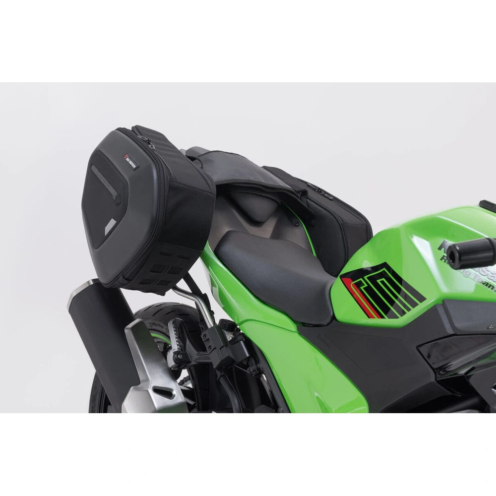 Kawasaki Ninja 500 SE ABS (24-26) m.fl. PRO BLAZE H sidetaske Set with EDGE Protection & Heat Guard – SW-Motech – produktbillede 2