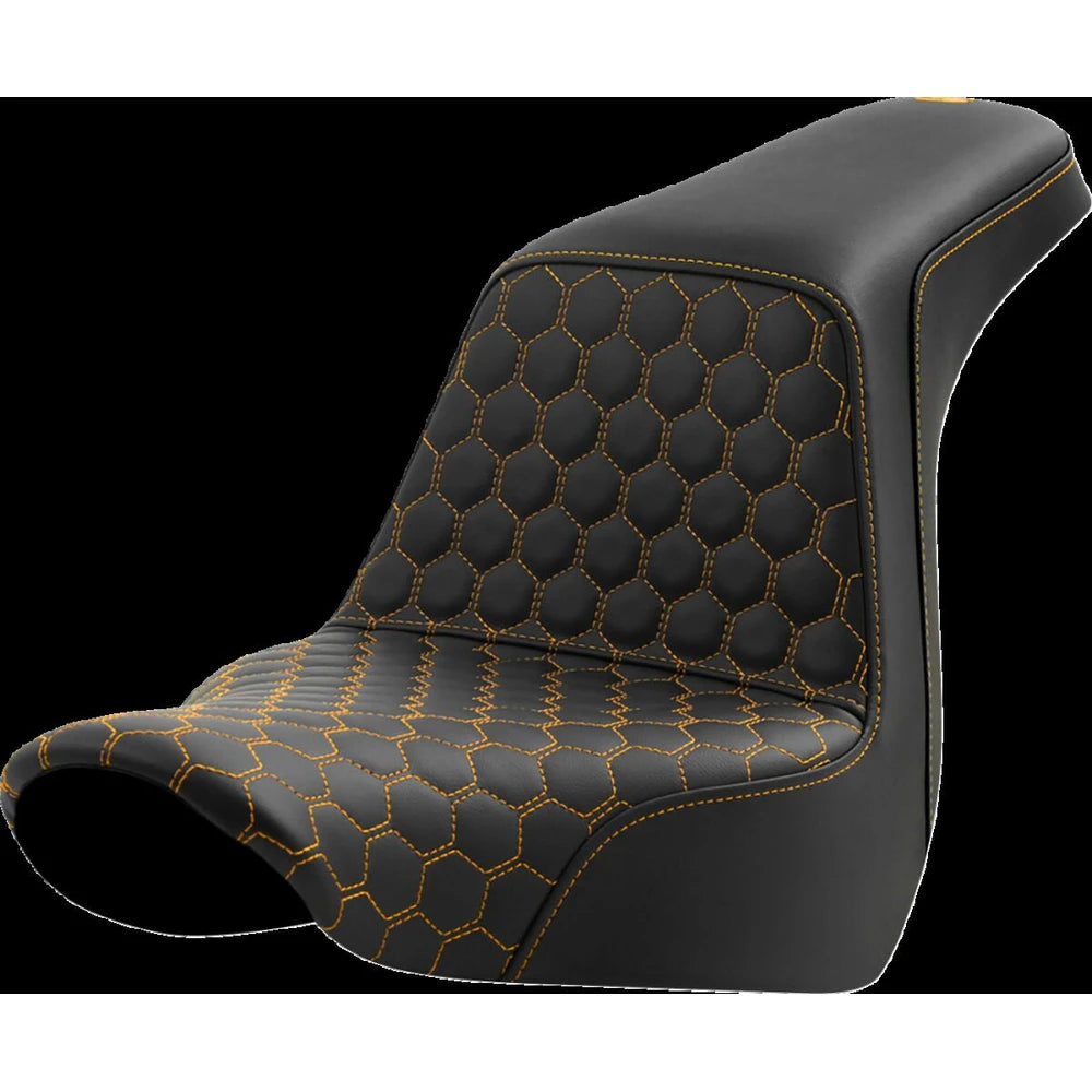 Harley-Davidson Softail (18-26) Step-Up 2-up sæde Honeycomb guld syning, 30,5 cm (12") – Saddlemen