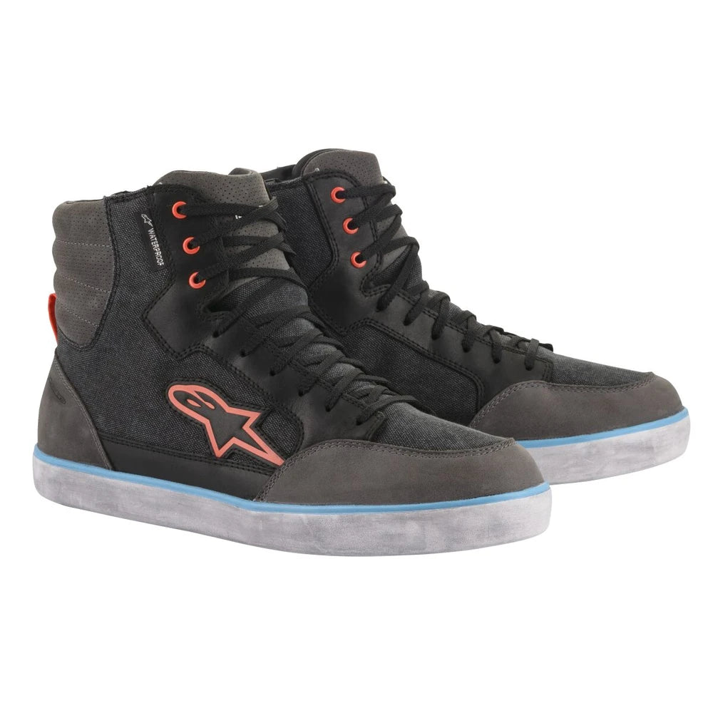 MC sko J-6 WP Canvas, herre – Antracit/Sort/Light Blue/Rød, str. EU 43 / US 10 fra Alpinestars – primært produktbillede