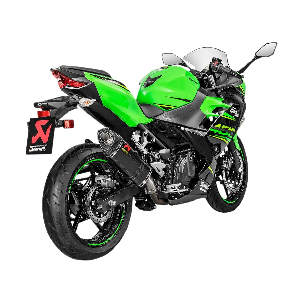 Akrapovič S-K4SO6-APC slip-on monteret på Kawasaki Z400 (19-26) m.fl.