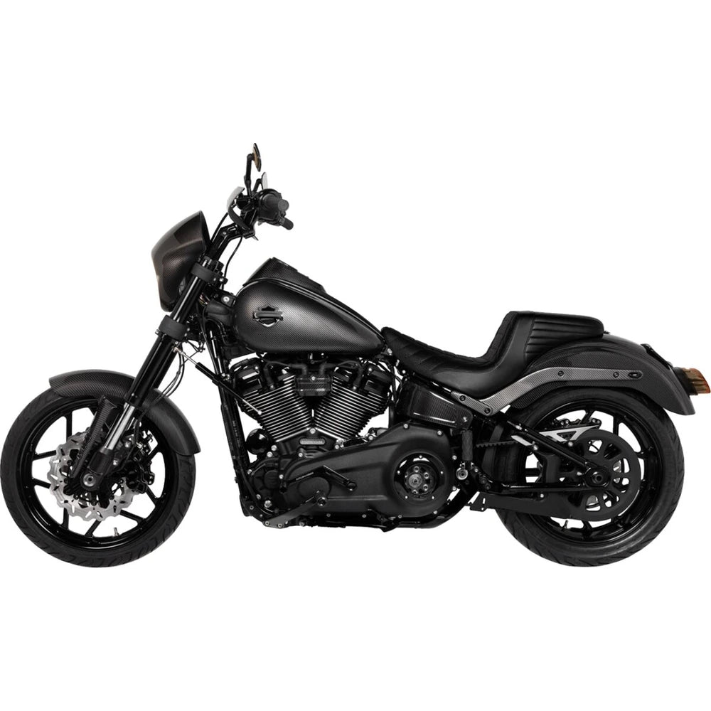 Harley-Davidson Softail (25) carbon sidecovers Black/ Carbon Fiber/ Gloss – Saddlemen – ekstra produktvisning med fokus på carbonvævning, form og finish – billede 6